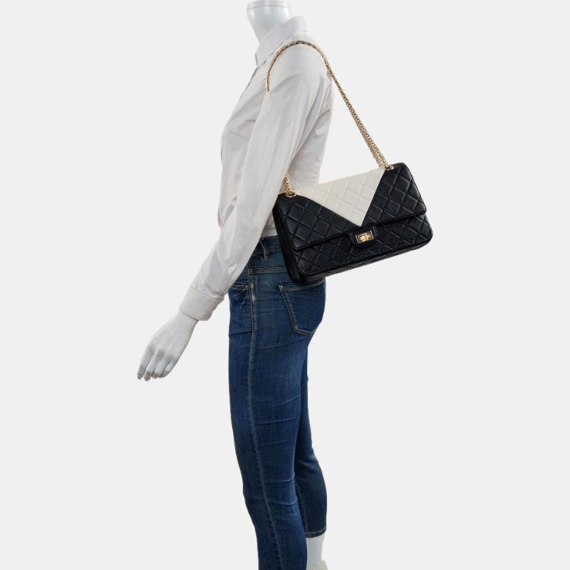 CHANEL 2.55 拼色牛皮菱格紋絎縫單肩包金色五金24開-1