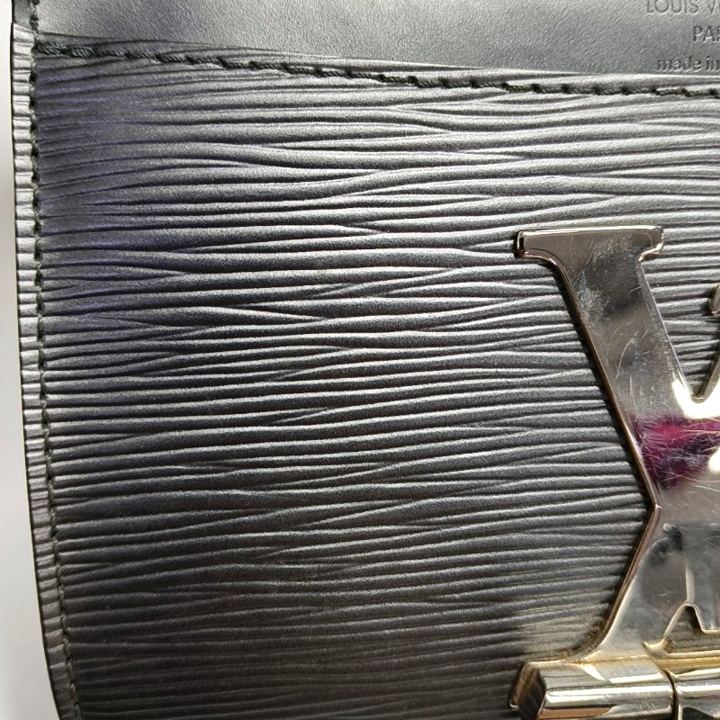 LOUIS VUITTON LOUISE銀灰色EPI牛皮水波紋斜挎包銀色五金可拆卸肩帶-9