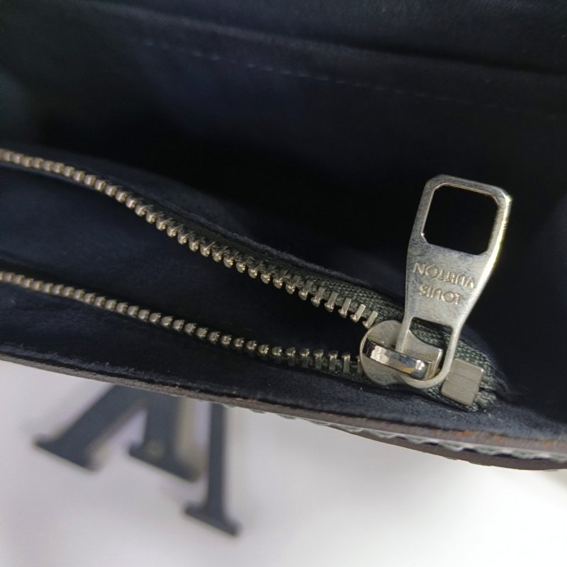 LOUIS VUITTON LOUISE銀灰色EPI牛皮水波紋斜挎包銀色五金可拆卸肩帶-15