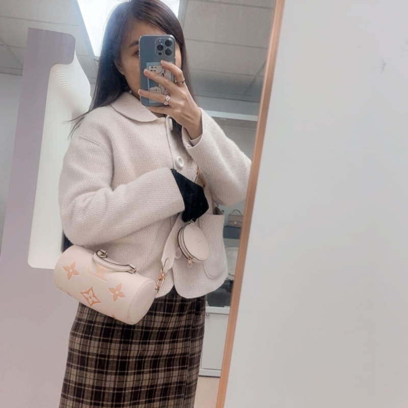 近新 Lv papillon bb by the pool 漸變米黃色 巴比龍/手提斜挎包-15