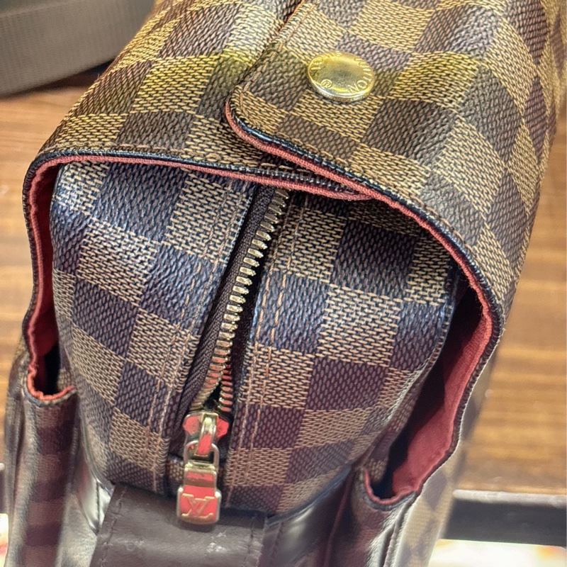 Louis Vuitton Damier Ebene Messenger Bag-4