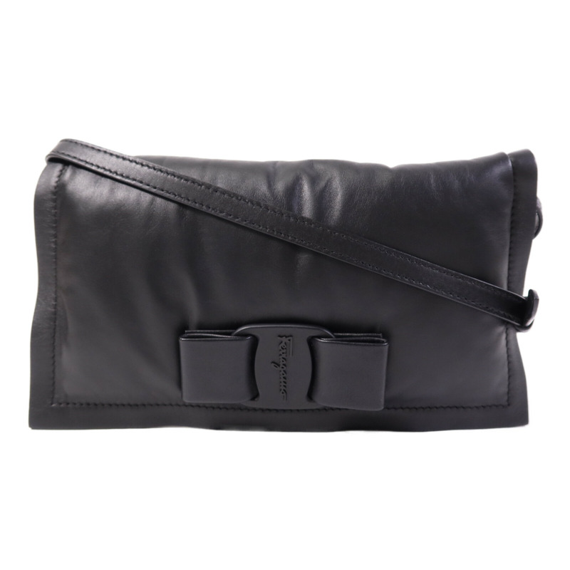 Salvatore Ferragamo 皮革Shoulder Bag銀扣肩背袋-1