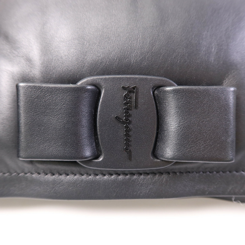 Salvatore Ferragamo 皮革Shoulder Bag銀扣肩背袋-6