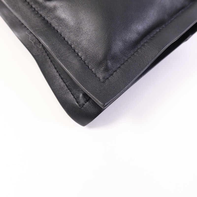 Salvatore Ferragamo 皮革Shoulder Bag銀扣肩背袋-9