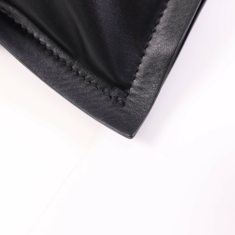 Salvatore Ferragamo 皮革Shoulder Bag銀扣肩背袋-11