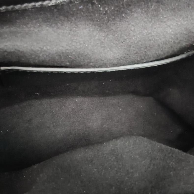 GUCCI GG Marmont抽繩翻蓋雙肩包19黑色羊皮-5