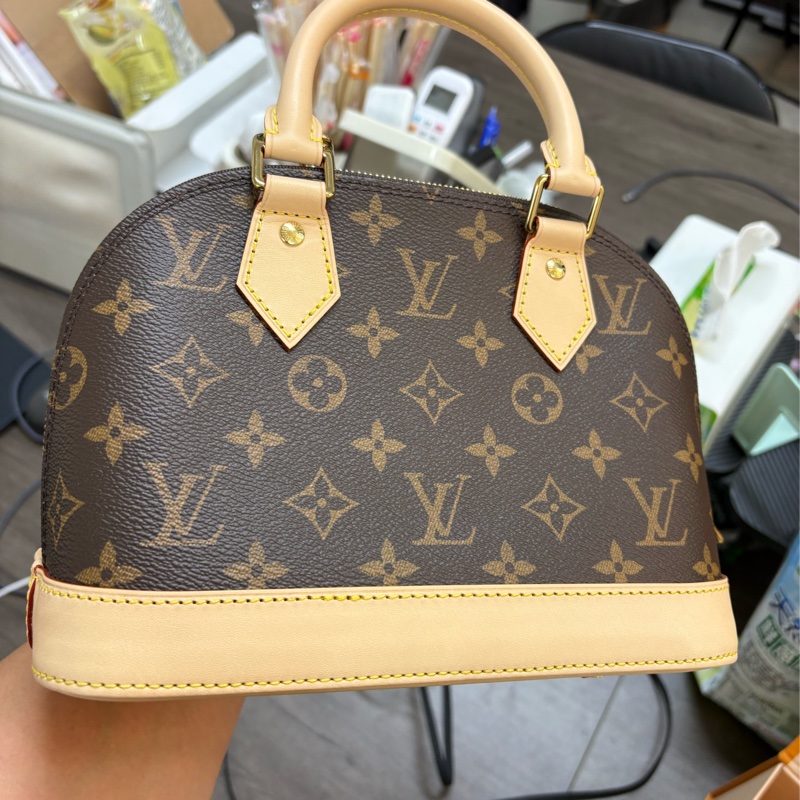 Louis Vuitton ALma BB-1
