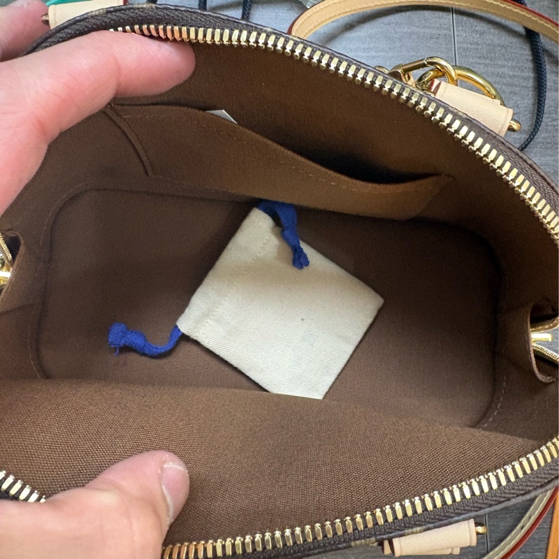 Louis Vuitton ALma BB-3