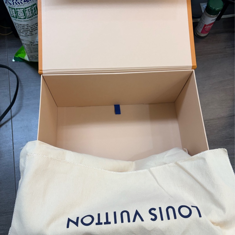 Louis Vuitton ALma BB-12