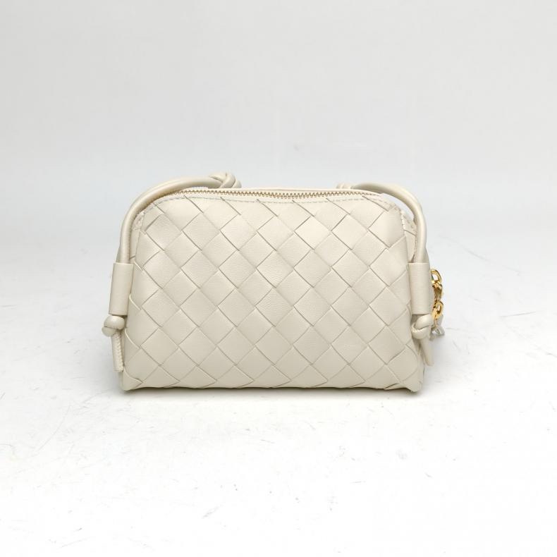 BOTTEGA VENETA 白色羊皮concert編織貝殼斜挎包-2