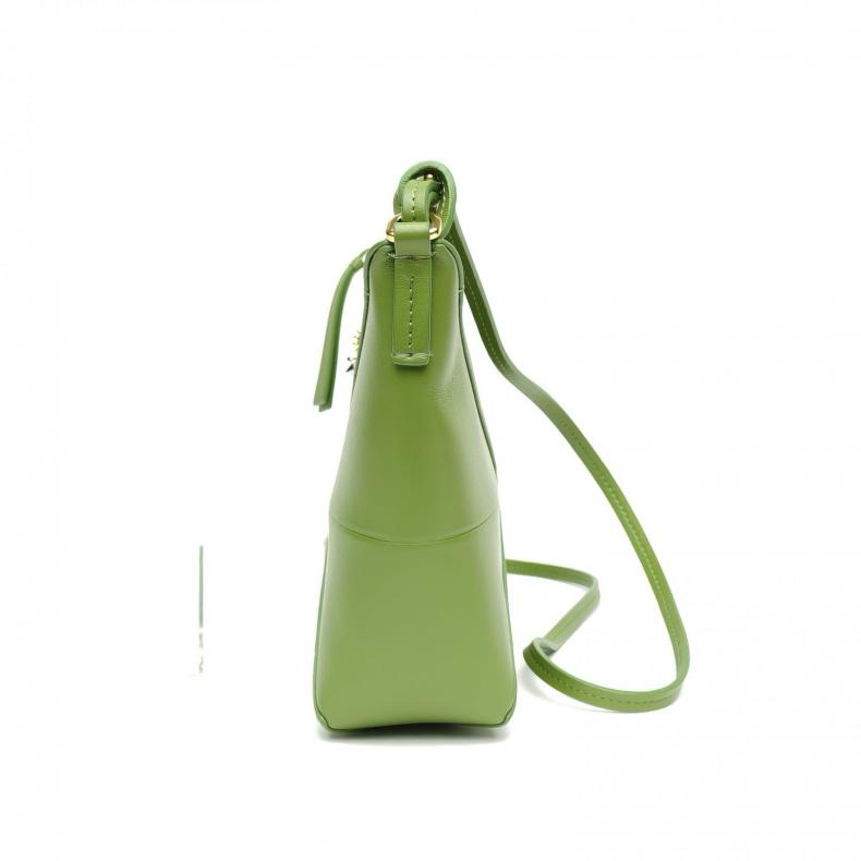 LOEWE 綠色牛皮puzzlefold pouch變形包情人節限定小刺蝟肩背包-1