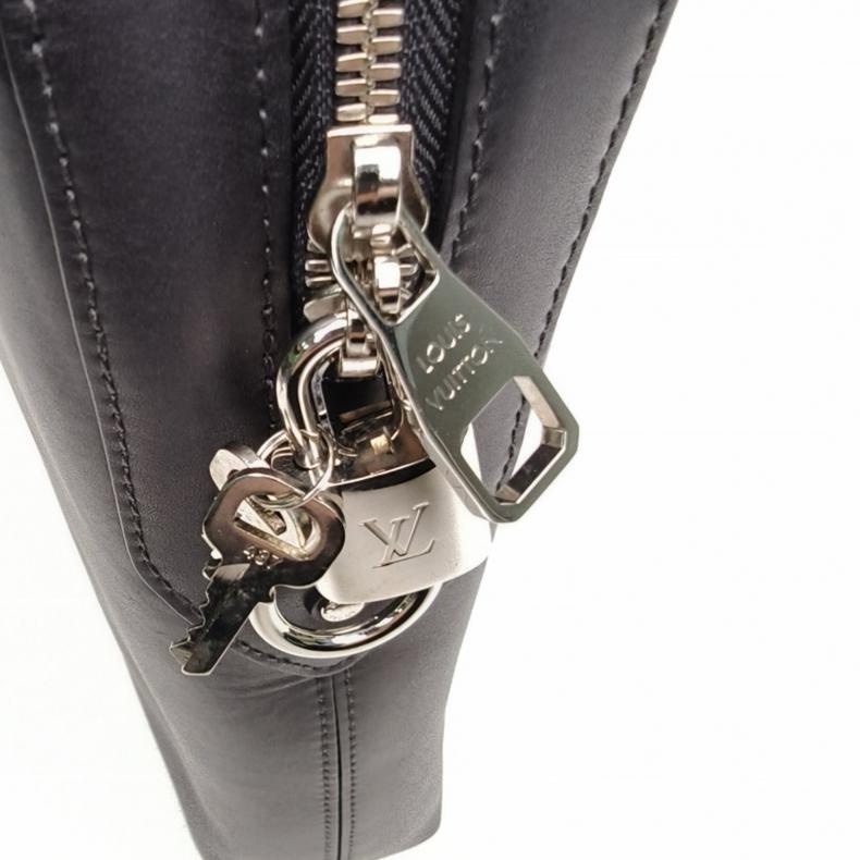 LOUIS VUITTON 黑色牛皮2016公事包斜挎包-4