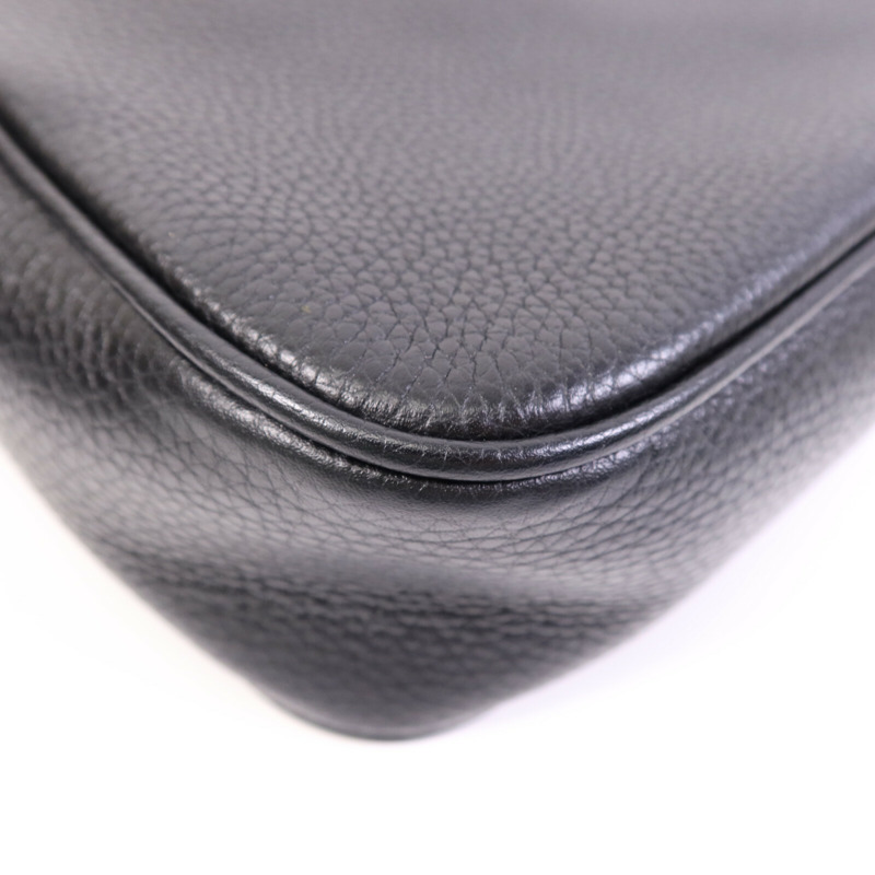 GUCCI 牛皮皮革Soho Disco Bag金扣肩背袋-13