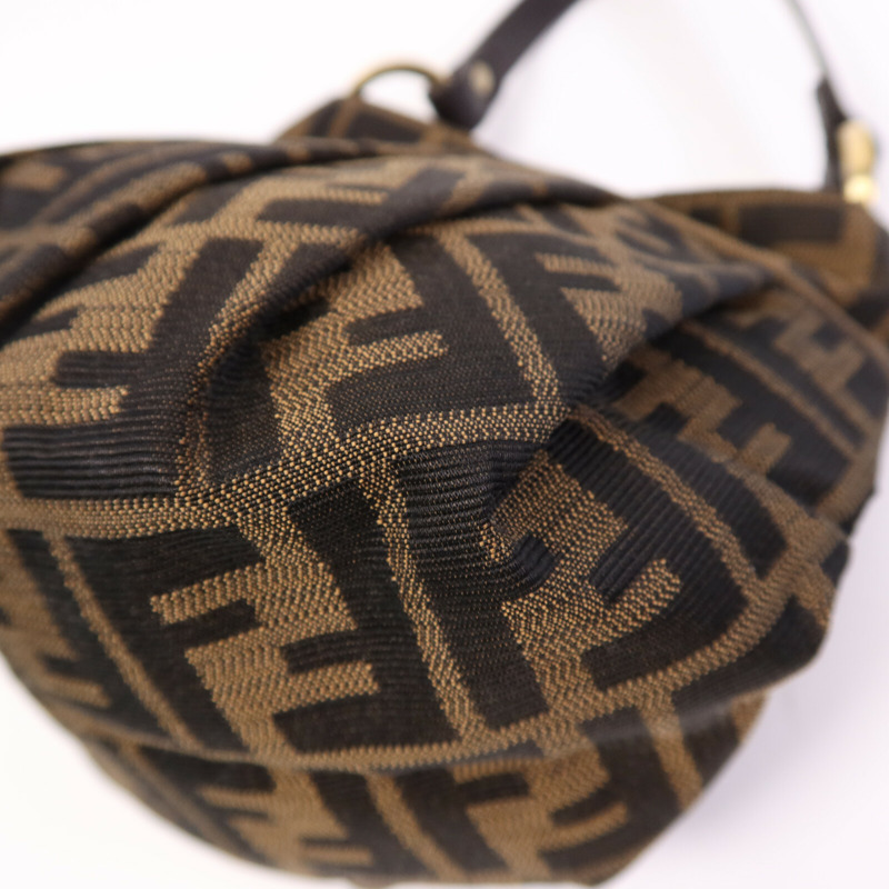 FENDI 帆布Hand Bag金扣手挽袋-11
