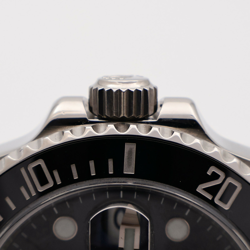 ROLEX Submariner Date 116610LN-10