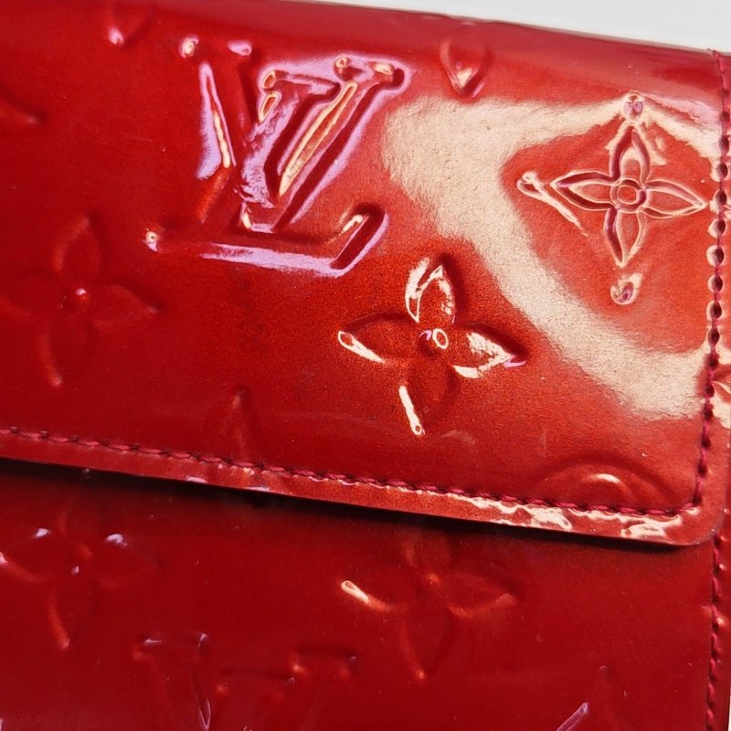 LOUIS VUITTON PORTE MONNAIE 西瓜紅漆皮老花壓紋錢包金色五金-10