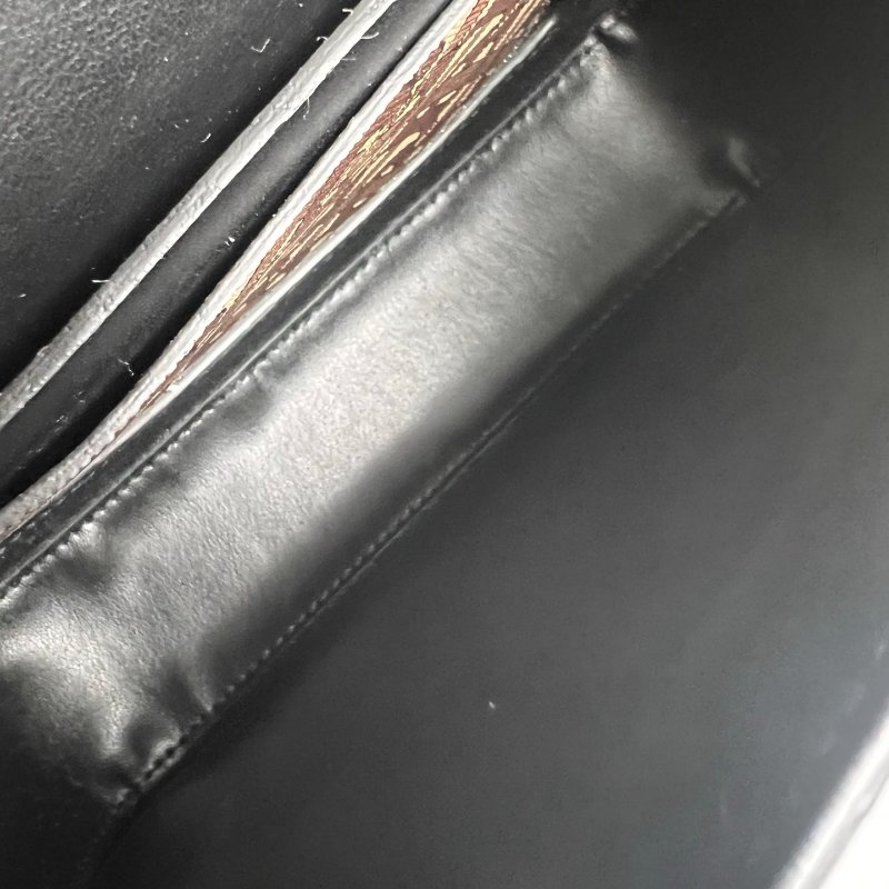 BURBERRY 拚色老花肩背包-5