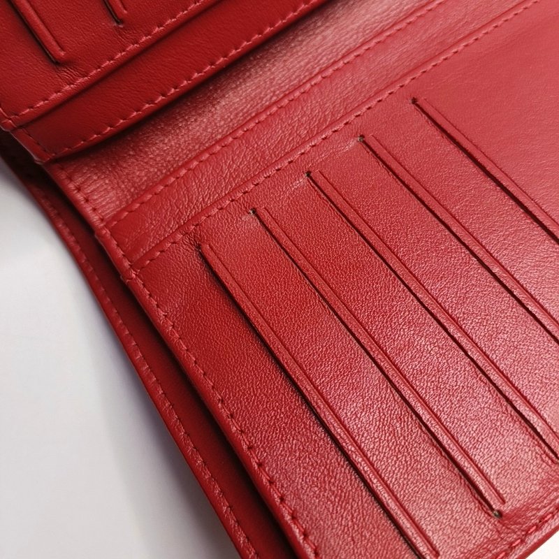 CHANEL橘紅色漆皮菱格紋錢包銀色五金16開-13