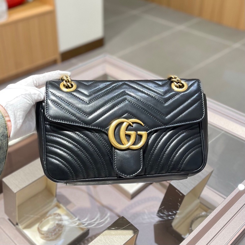 GUCCI古馳 GG Marmont 馬蒙 金標Logo做舊絎縫牛皮鏈條包斜挎單肩包,小號 女款黑色,尺寸:長26cm 寬7cm 高15cm,9新內里有點髒-4