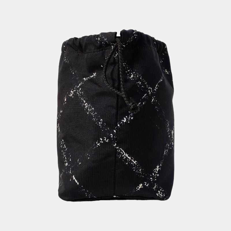 CHANEL水桶包黑色織物菱格紋手拿包手提包中古款-2