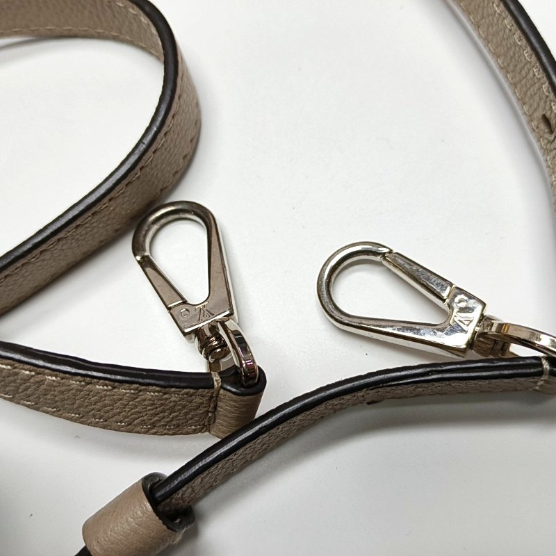 LOUIS VUITTON LOCKIT小號裸粉色牛皮單肩包手提包斜挎包銀色五金可拆卸肩帶-13