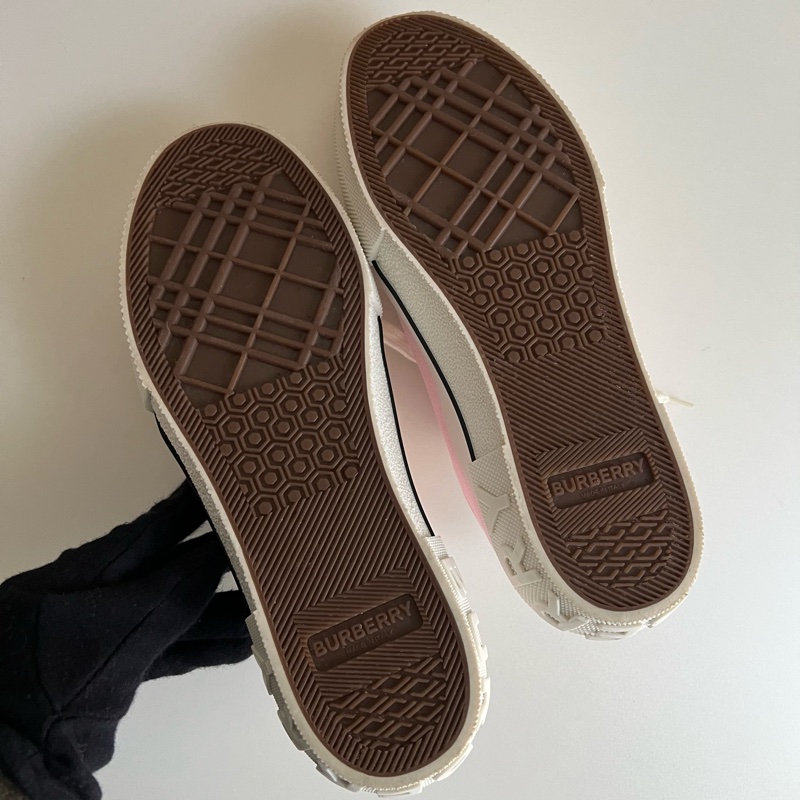 Burberry 粉色休閒鞋｜38號-5