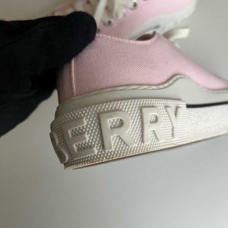 Burberry 粉色休閒鞋｜38號-8