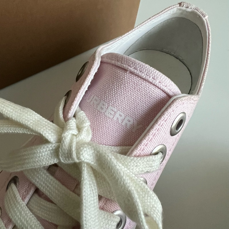 Burberry 粉色休閒鞋｜38號-10