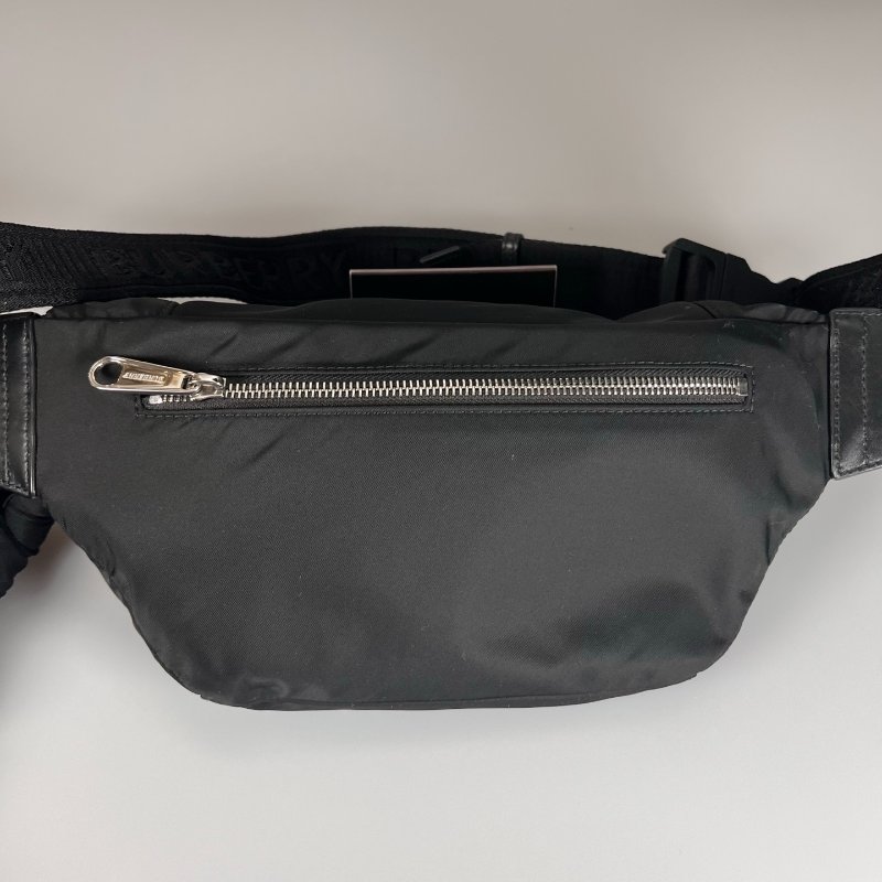 BURBERRY 8049095 黑尼龍腰包-1