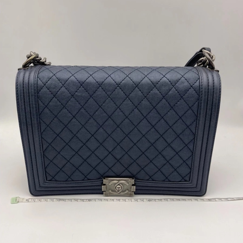 Chanel香奈兒Leboy大號珠光藍牛皮鏈條包，鐳射19開-0