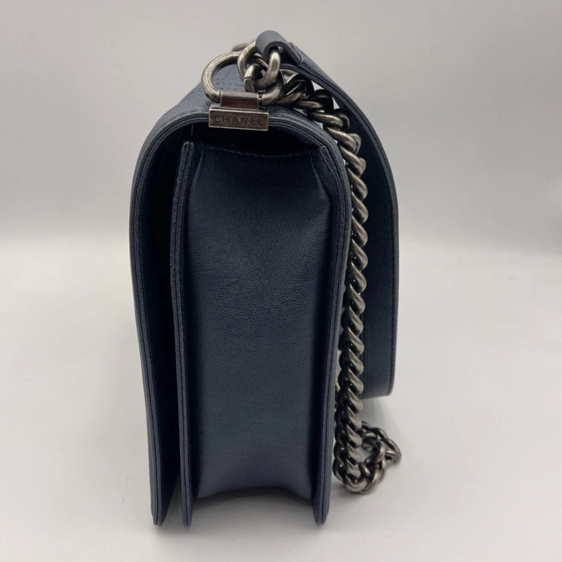 Chanel香奈兒Leboy大號珠光藍牛皮鏈條包，鐳射19開-3