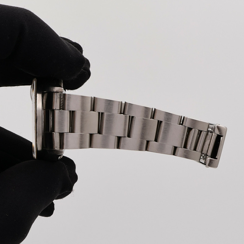 ROLEX Oyster Perpetual Date 15210-18