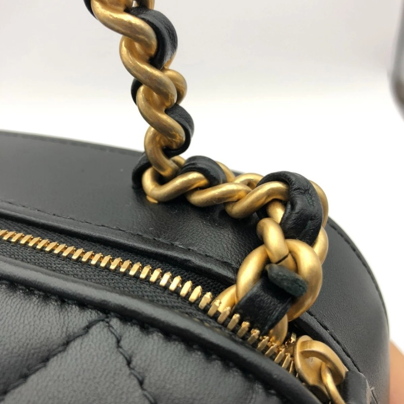 22p CHANEL/香奈兒黑色羊皮鏈條化妝包 膠囊包單肩斜跨，芯片款-16