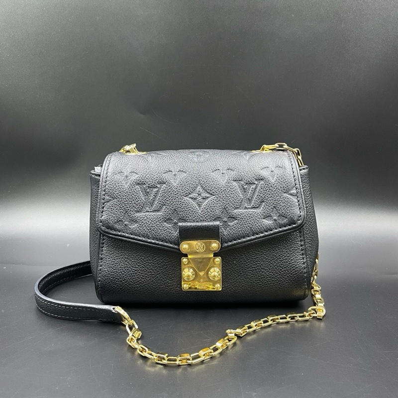 LV黑色壓紋鏈條包-0