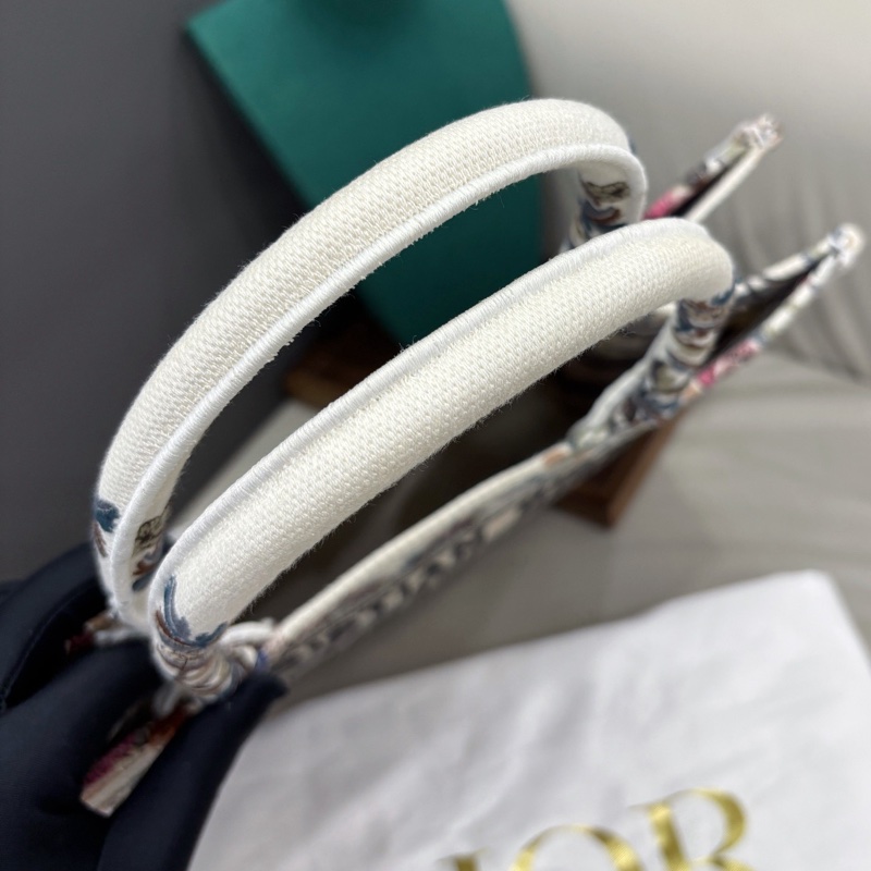 【近新閒置品】迪奧 Dior 花鳥刺繡Book tote中號手提托特包-6