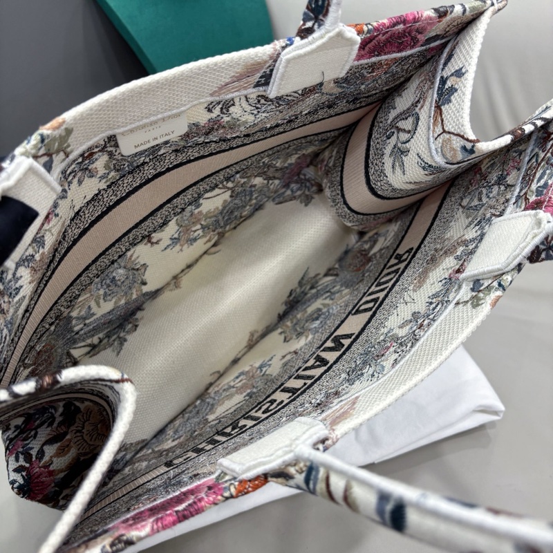 【近新閒置品】迪奧 Dior 花鳥刺繡Book tote中號手提托特包-7