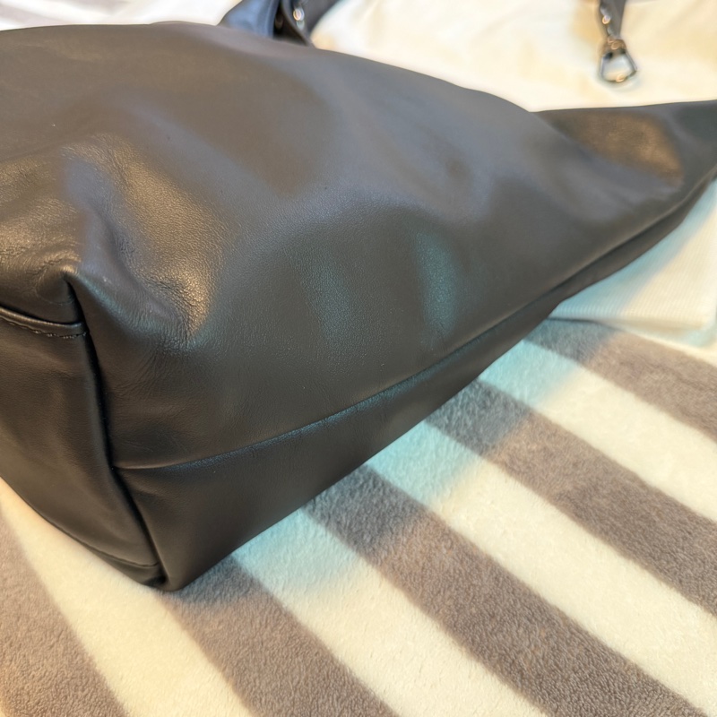 全新歐洲購入 Longchamp 半月形單肩包 LE PLIAGE XTRA M SHOULDER BAG 黑色牛皮肩背包 肩背包-15