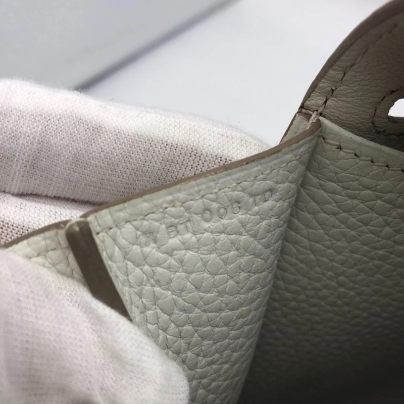 Hermes愛馬仕 halzan31 8L冰川白 銀扣TC皮 X刻-6