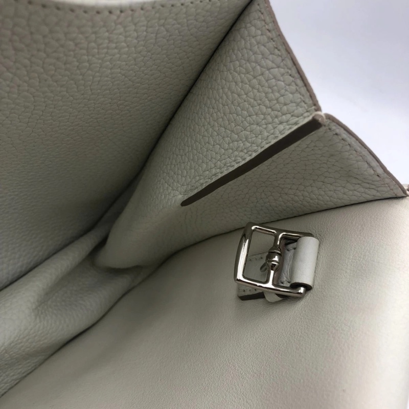 Hermes愛馬仕 halzan31 8L冰川白 銀扣TC皮 X刻-14