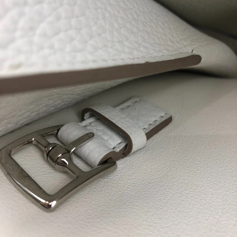 Hermes愛馬仕 halzan31 8L冰川白 銀扣TC皮 X刻-16