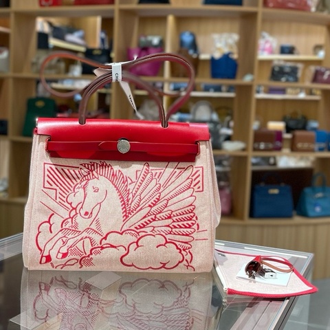 Hermes 爱马仕 Herbag31 红色飞马帆布配马鞍皮飞马