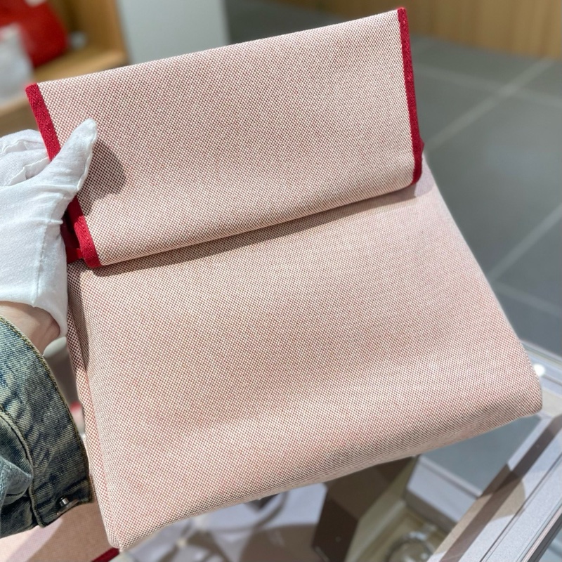 Hermes 爱马仕 Herbag31 红色飞马帆布配马鞍皮飞马-6