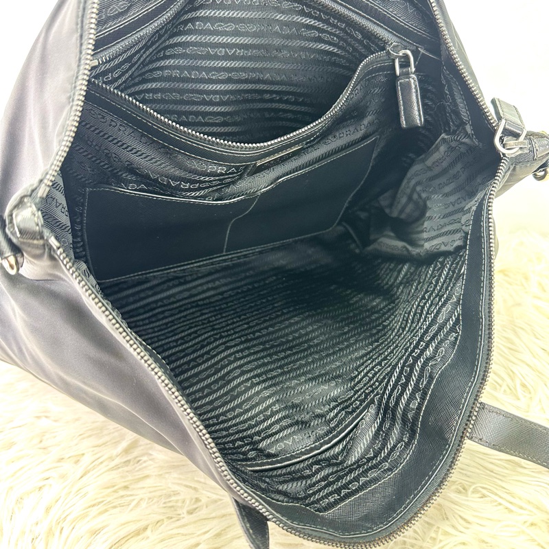 PRADA Vitello Daino 黑金牛皮Tote Bag-6