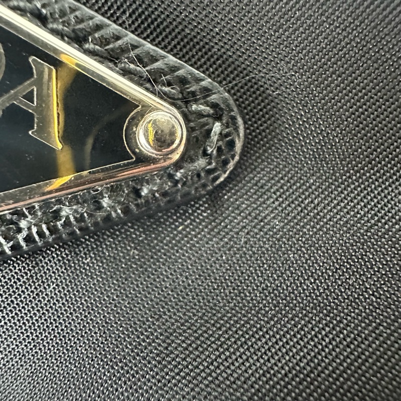 PRADA Vitello Daino 黑金牛皮Tote Bag-18