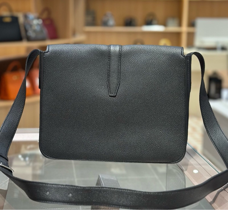 Hermes愛馬仕 SteveLightjunior黑色銀扣Togo皮信差包斜挎包，w刻，size：27*23*4.5-1