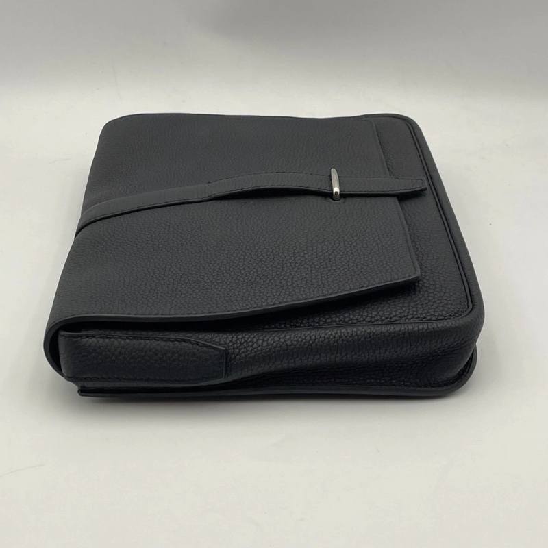 Hermes愛馬仕 SteveLightjunior黑色銀扣Togo皮信差包斜挎包，w刻，size：27*23*4.5-6