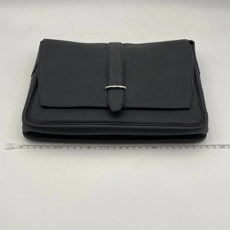 Hermes愛馬仕 SteveLightjunior黑色銀扣Togo皮信差包斜挎包，w刻，size：27*23*4.5-9