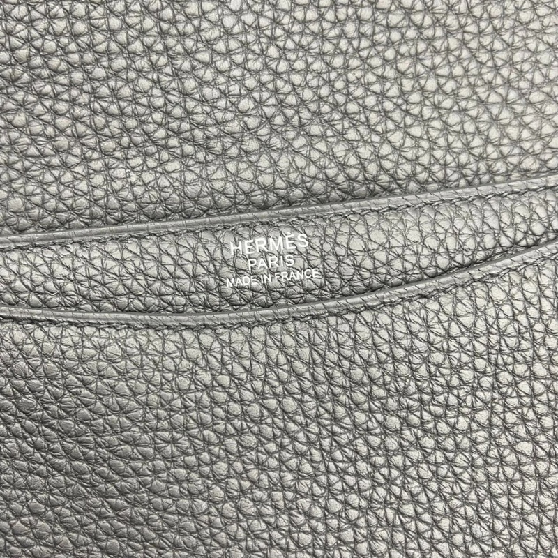 Hermes愛馬仕 SteveLightjunior黑色銀扣Togo皮信差包斜挎包，w刻，size：27*23*4.5-17