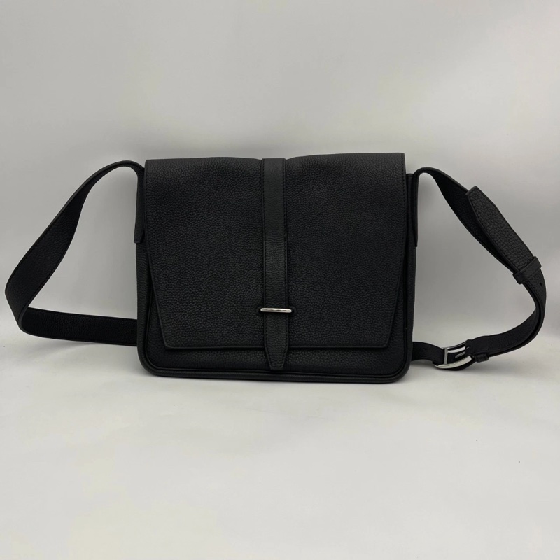Hermes愛馬仕 SteveLightjunior黑色銀扣Togo皮信差包斜挎包，w刻，size：27*23*4.5-19