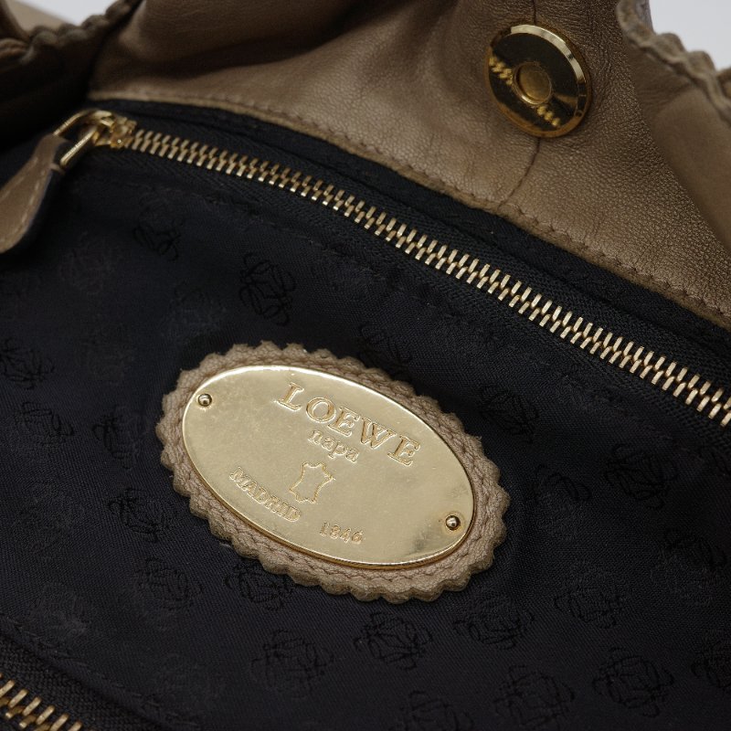 Loewe 羅威 Nappa Aire 金色 羊皮革 手提包 吊飾金色 柔軟小羊皮 空氣包-8